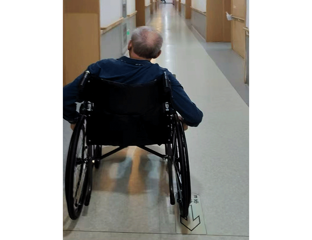 Bức ảnh cha con đáng yêu này không ngờ lại ẩn chứa 1 điều KHÓ NÓI sau 40 năm!- Ảnh 3. Bức ảnh cha con đáng yêu này không ngờ lại ẩn chứa 1 điều KHÓ NÓI sau 40 năm!- Ảnh 3.