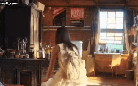 Nghe t&ecirc;n mỹ nh&acirc;n n&agrave;y ai cũng n&eacute; vội 1000km: Diễn th&igrave; dở phim th&igrave; flop, chỉ giỏi cầm tiền l&agrave;m phiền thi&ecirc;n hạ