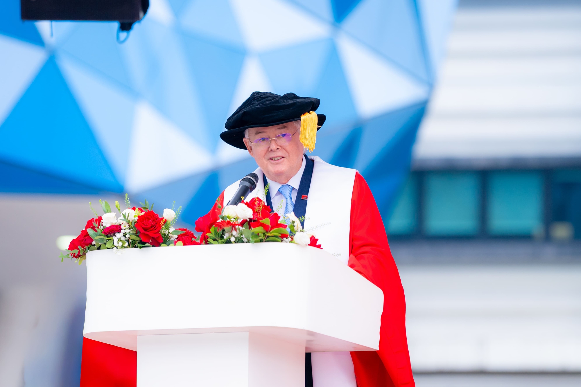 Lễ tốt nghiệp tại ngôi trường có khuôn viên nghìn tỷ, không gian và chất lượng đều 5 sao- Ảnh 10. Lễ tốt nghiệp tại ngôi trường có khuôn viên nghìn tỷ, không gian và chất lượng đều 5 sao- Ảnh 10.