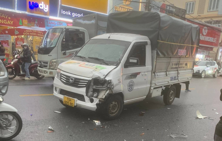 Xe tải va chạm với xe đạp điện, 2 học sinh lớp 10 ở Hải Phòng thương vong- Ảnh 2.