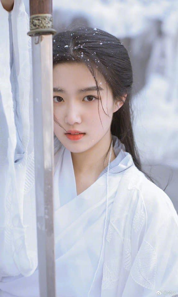 Nhân gian mỹ lệ cũng không đẹp bằng cái ngoảnh đầu của mỹ nhân này: 1 ánh nhìn bằng 7749 câu chuyện- Ảnh 3. Nhân gian mỹ lệ cũng không đẹp bằng cái ngoảnh đầu của mỹ nhân này: 1 ánh nhìn bằng 7749 câu chuyện- Ảnh 3.