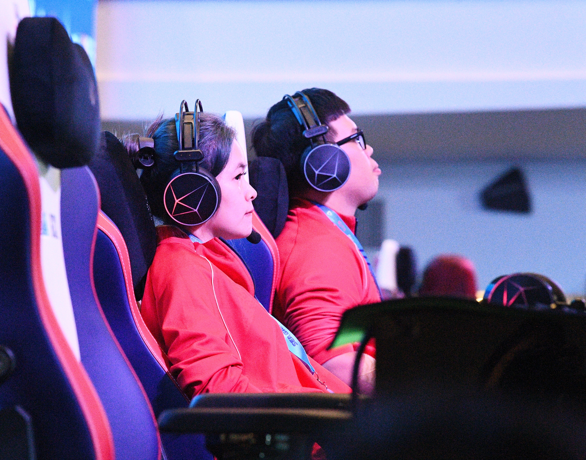 Không có trên tivi: Hotgirl 19 năm chơi Audition nay giành 2 HCV cho Việt Nam, tranh thủ tô son khi phỏng vấn cực yêu!- Ảnh 12. Không có trên tivi: Hotgirl 19 năm chơi Audition nay giành 2 HCV cho Việt Nam, tranh thủ tô son khi phỏng vấn cực yêu!- Ảnh 12.