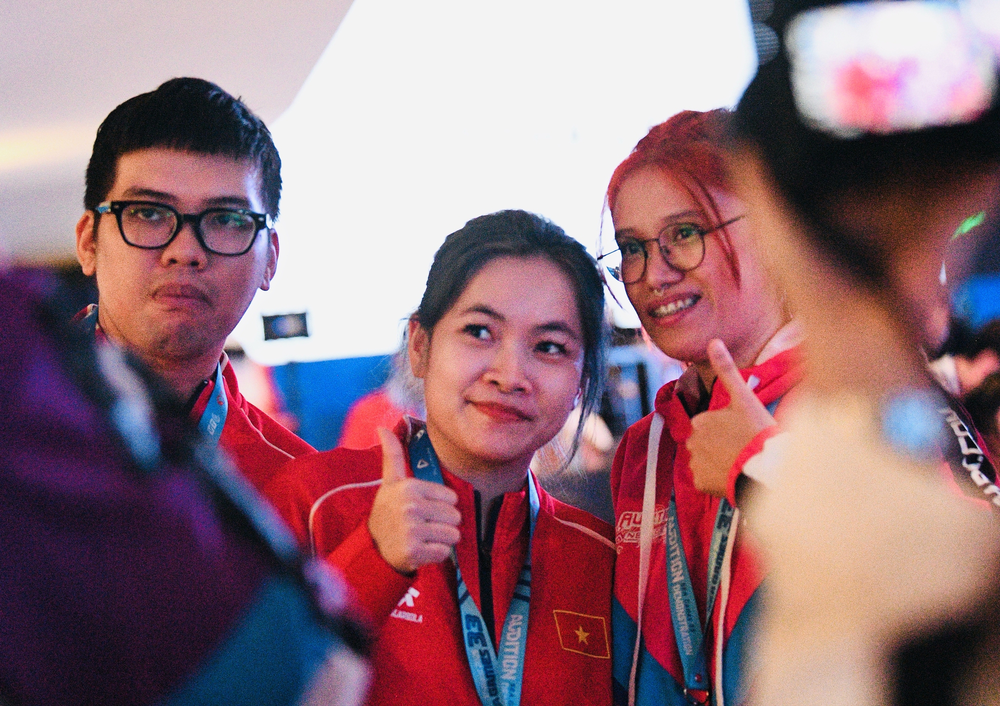 Không có trên tivi: Hotgirl 19 năm chơi Audition nay giành 2 HCV cho Việt Nam, tranh thủ tô son khi phỏng vấn cực yêu!- Ảnh 25. Không có trên tivi: Hotgirl 19 năm chơi Audition nay giành 2 HCV cho Việt Nam, tranh thủ tô son khi phỏng vấn cực yêu!- Ảnh 25.