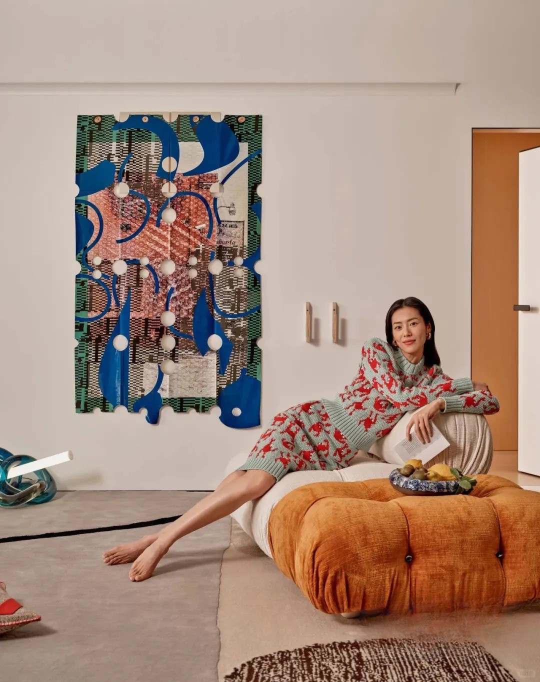 Ghé thăm "chốn đi về" mất 3 năm ấp ủ của siêu mẫu Lưu Văn: Hé lộ chi tiết chiếc giường cao 80cm đầy thú vị- Ảnh 5. Ghé thăm "chốn đi về" mất 3 năm ấp ủ của siêu mẫu Lưu Văn: Hé lộ chi tiết chiếc giường cao 80cm đầy thú vị- Ảnh 5.