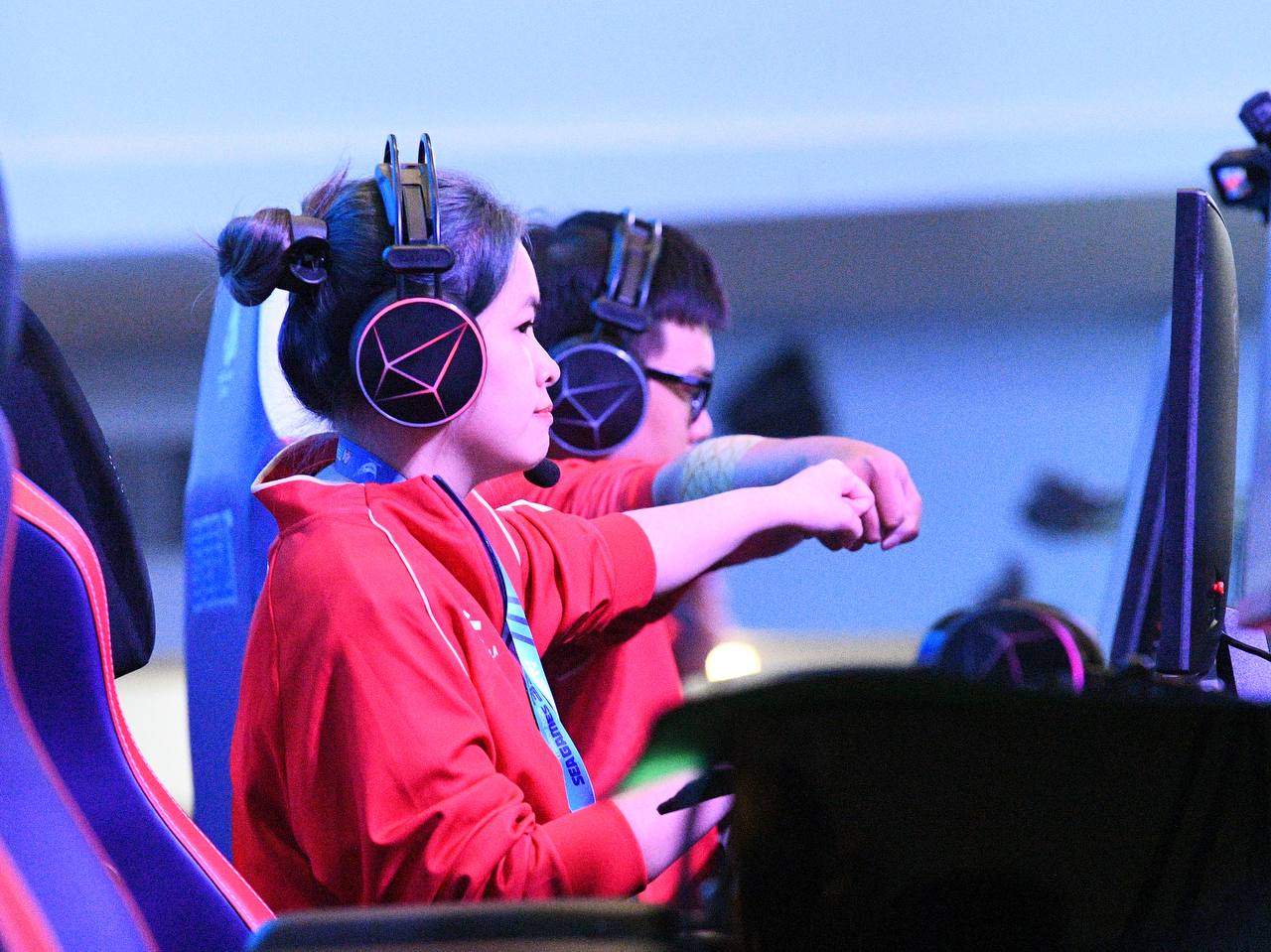 Tuyển thủ Việt Nam gục đầu bật khóc vì vụt mất HCV Audition, Tuyển thủ Việt Nam gục đầu bật khóc vì vụt mất HCV Audition,