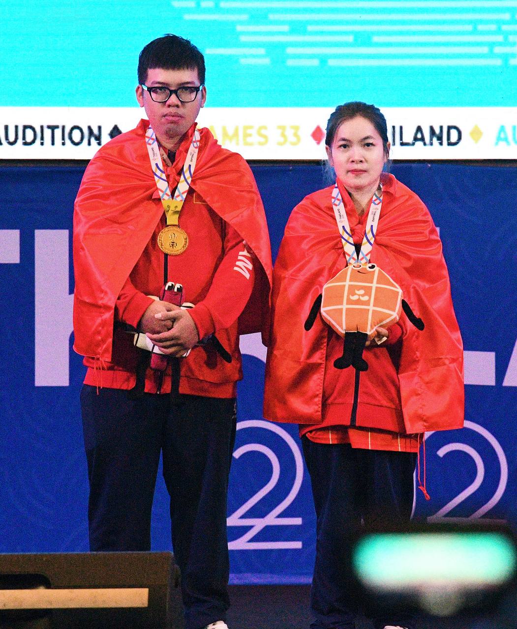 Tuyển thủ Việt Nam gục đầu bật khóc vì vụt mất HCV Audition, Tuyển thủ Việt Nam gục đầu bật khóc vì vụt mất HCV Audition,