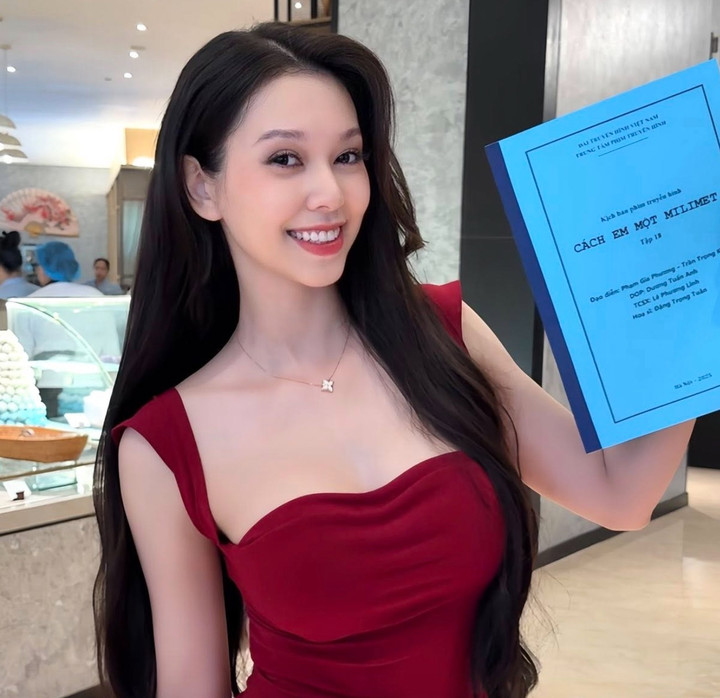 Nữ diễn vi&ecirc;n đ&oacute;ng vai 'g&aacute;i đểu' đang g&acirc;y tranh c&atilde;i tr&ecirc;n phim giờ v&agrave;ng VTV- Ảnh 4.