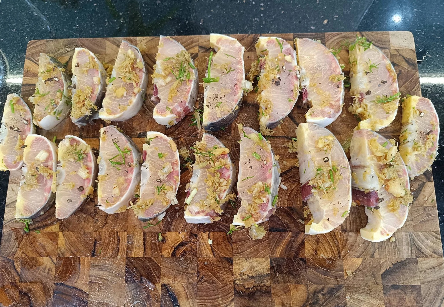 Loại c&aacute; kh&ocirc;ng xương, thịt d&agrave;y, &iacute;t tanh lại c&ograve;n &ldquo;đại bổ&rdquo;: D&acirc;n s&agrave;nh nh&igrave;n thấy ngo&agrave;i chợ l&agrave; tranh nhau mua- Ảnh 3.