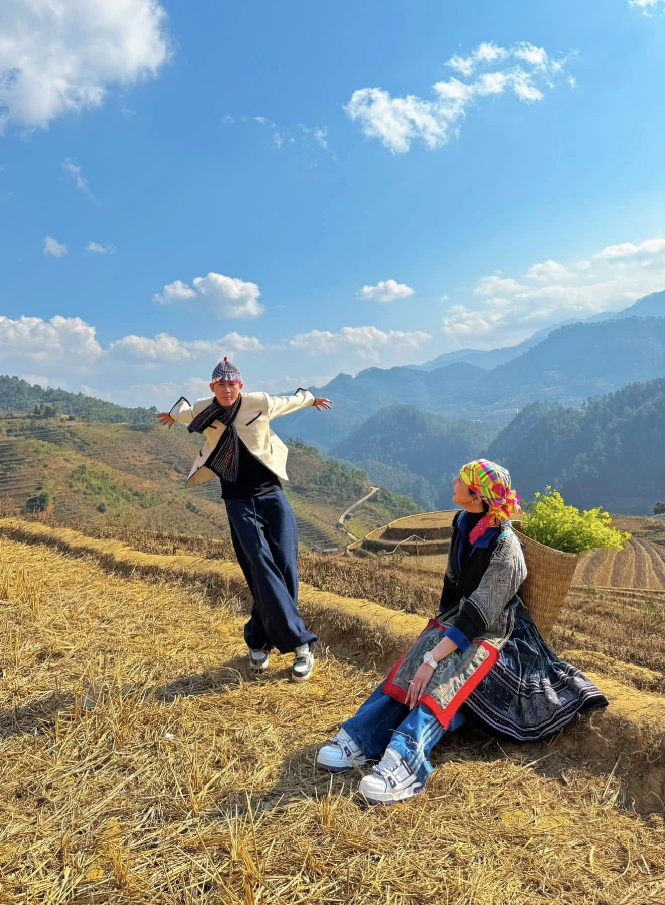 Diệp Lâm Anh chăm tình trẻ Diệp Lâm Anh chăm tình trẻ