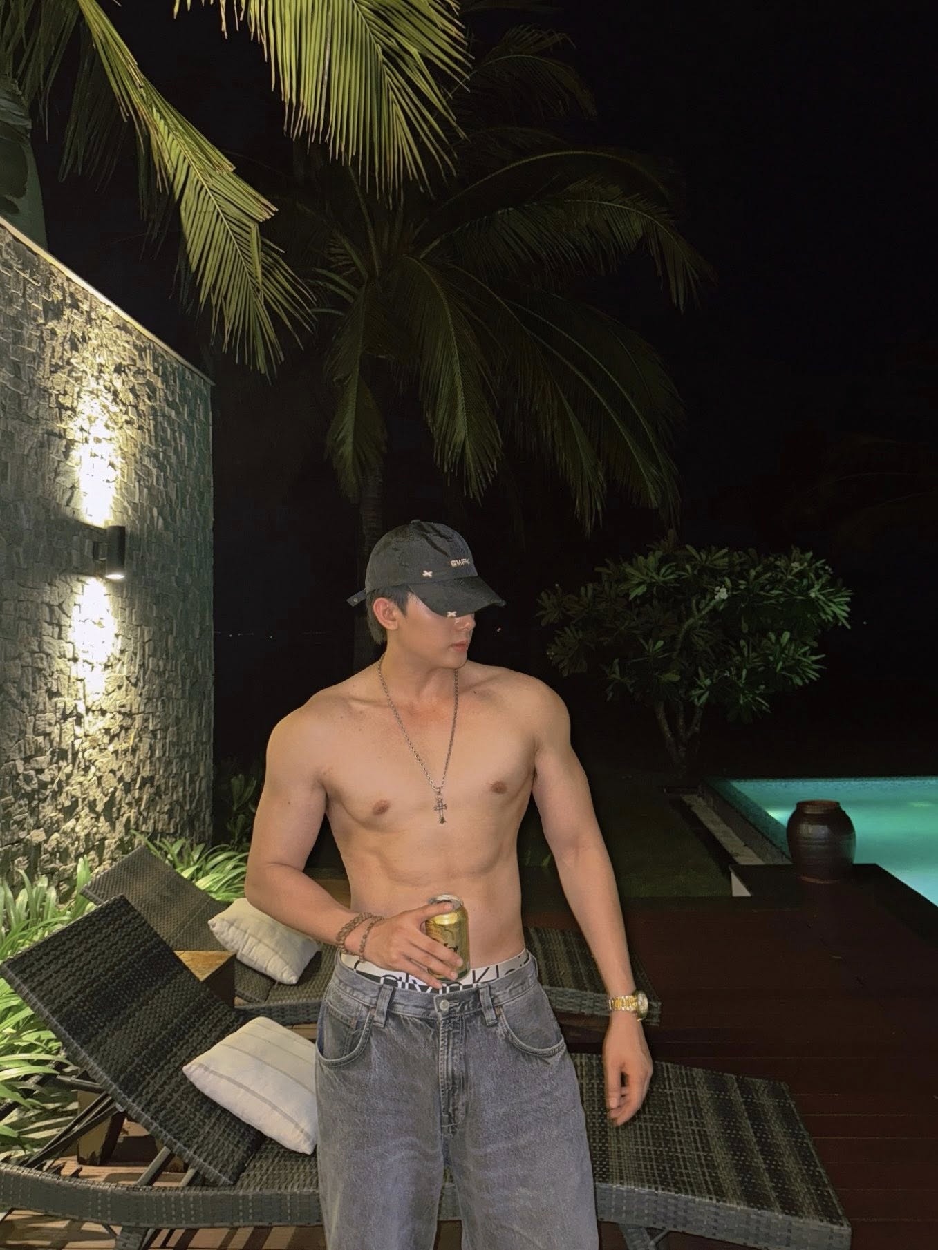 Diệp Lâm Anh chăm tình trẻ Diệp Lâm Anh chăm tình trẻ