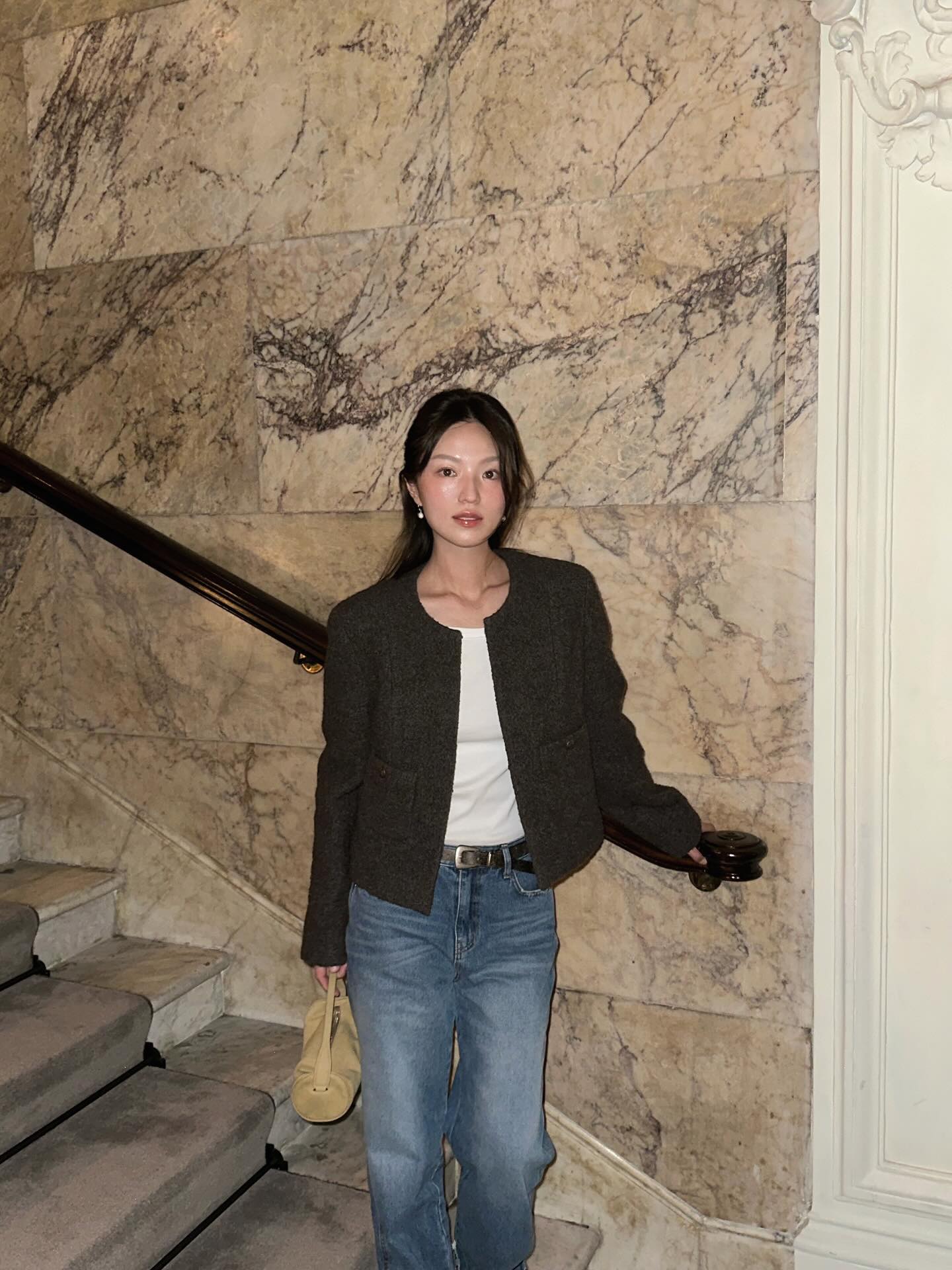 5 mẫu áo khoác tới tận mùa xuân 3 năm nữa mặc vẫn đẹp- Ảnh 12. 5 mẫu áo khoác tới tận mùa xuân 3 năm nữa mặc vẫn đẹp- Ảnh 12.