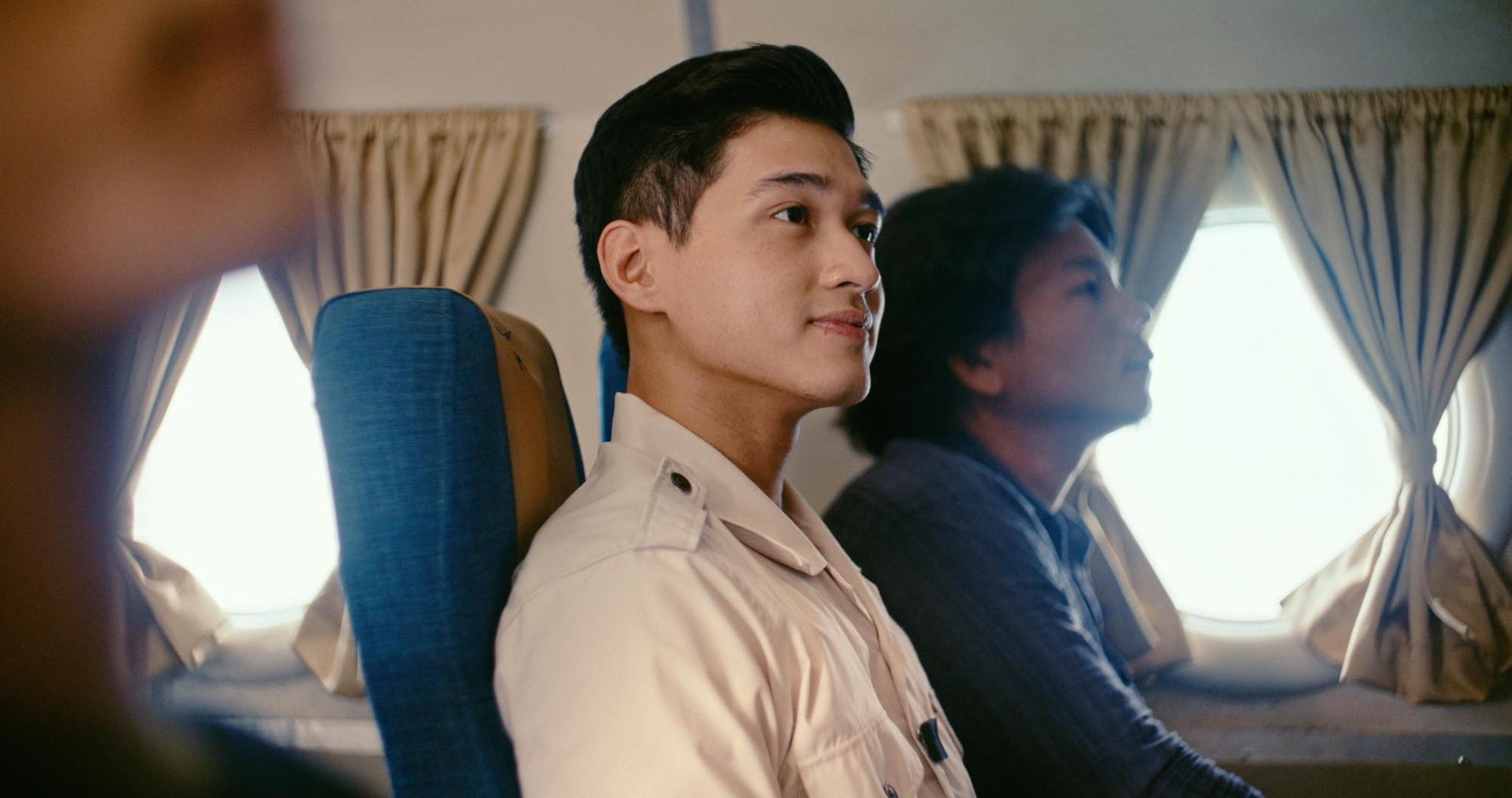 Mỹ nam đóng nhiều phim top 1 phòng vé nhất Việt Nam 2025: Phim nào cũng hơn 200 tỷ, visual đẹp vượt mức cho phép- Ảnh 3. Mỹ nam đóng nhiều phim top 1 phòng vé nhất Việt Nam 2025: Phim nào cũng hơn 200 tỷ, visual đẹp vượt mức cho phép- Ảnh 3.