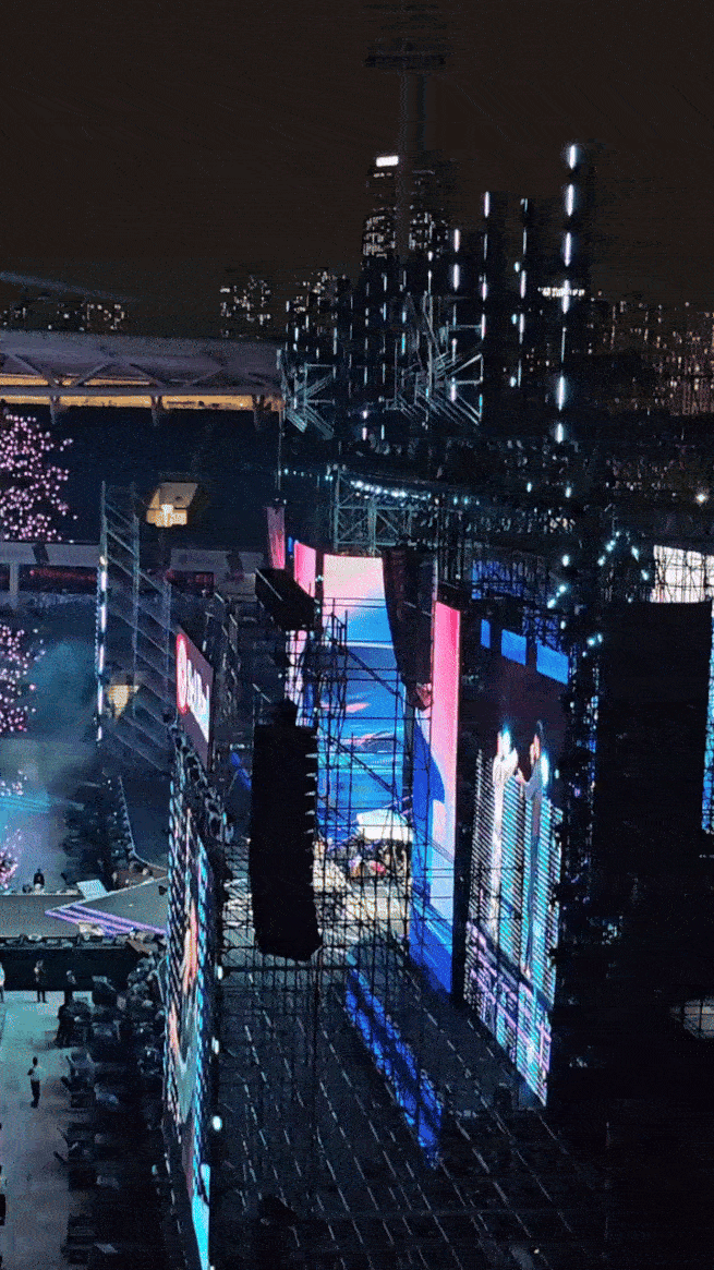 Hậu concert Mỹ Tâm: Fan than khu VIP bị chắn tầm nhìn suốt 4 tiếng, lỗi âm thanh không nghe thấy gì- Ảnh 5.