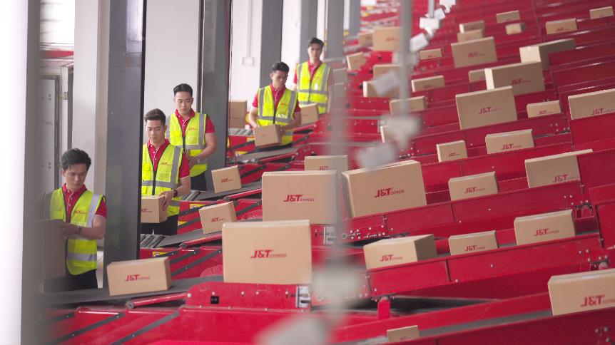 J&T Express tăng cường vận hành, đáp ứng nhu cầu bùng nổ dịp cuối năm- Ảnh 1. J&T Express tăng cường vận hành, đáp ứng nhu cầu bùng nổ dịp cuối năm- Ảnh 1.