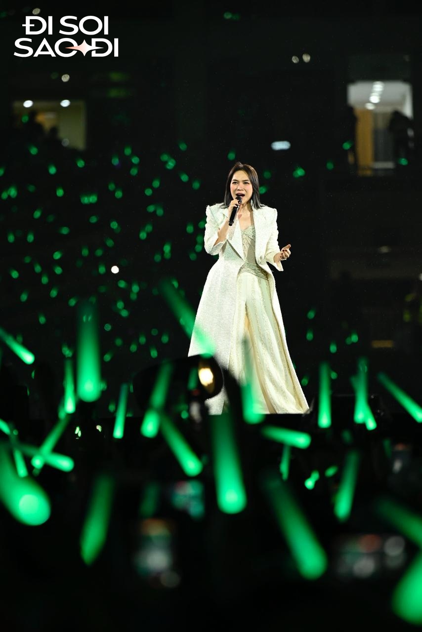 Hậu concert Mỹ Tâm: Fan than khu VIP bị chắn tầm nhìn suốt 4 tiếng, lỗi âm thanh không nghe thấy gì- Ảnh 3.