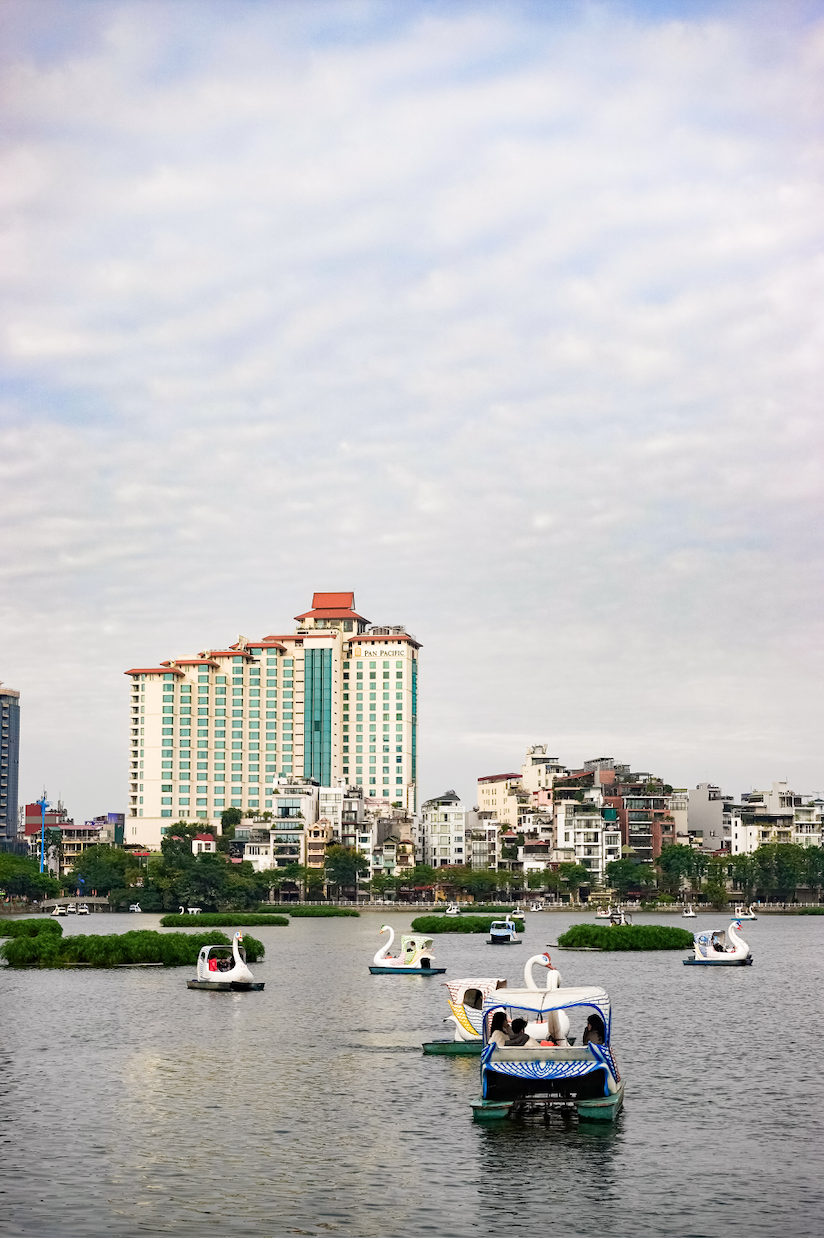 Cả Hà Nội rủ nhau ra đường trong ngày chất lượng không khí lọt top tốt nhất thế giới- Ảnh 10. Cả Hà Nội rủ nhau ra đường trong ngày chất lượng không khí lọt top tốt nhất thế giới- Ảnh 10.