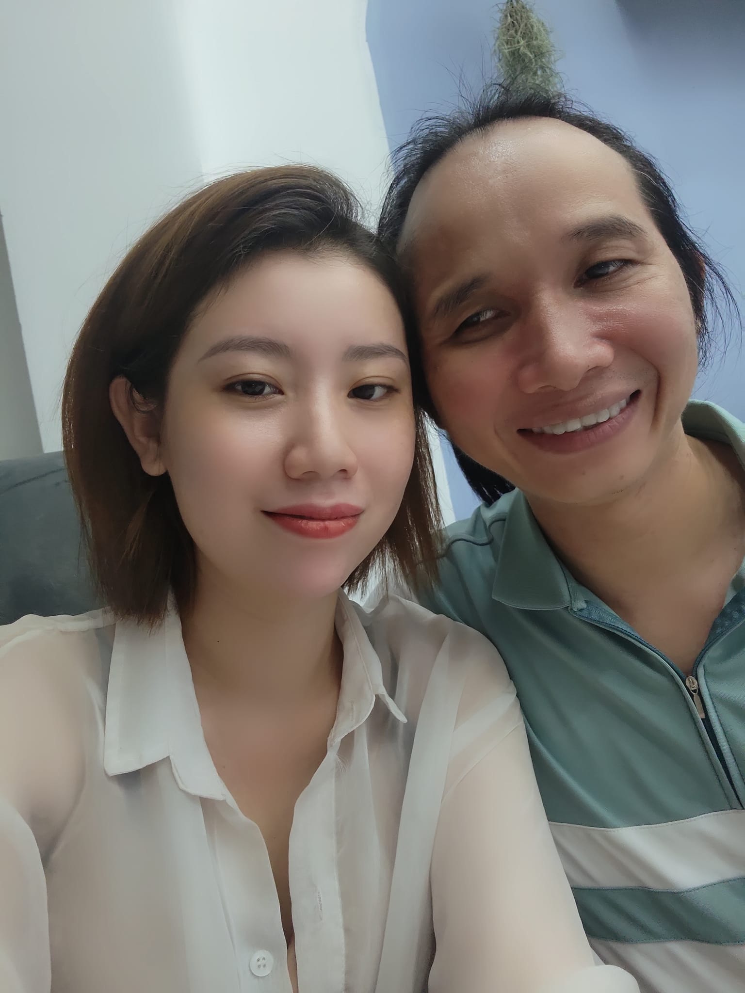 Hôn nhân của nhạc sĩ khiếm thị nổi tiếng nhất Việt Nam và mỹ nhân Vĩnh Long kém 18 tuổi- Ảnh 4. Hôn nhân của nhạc sĩ khiếm thị nổi tiếng nhất Việt Nam và mỹ nhân Vĩnh Long kém 18 tuổi- Ảnh 4.