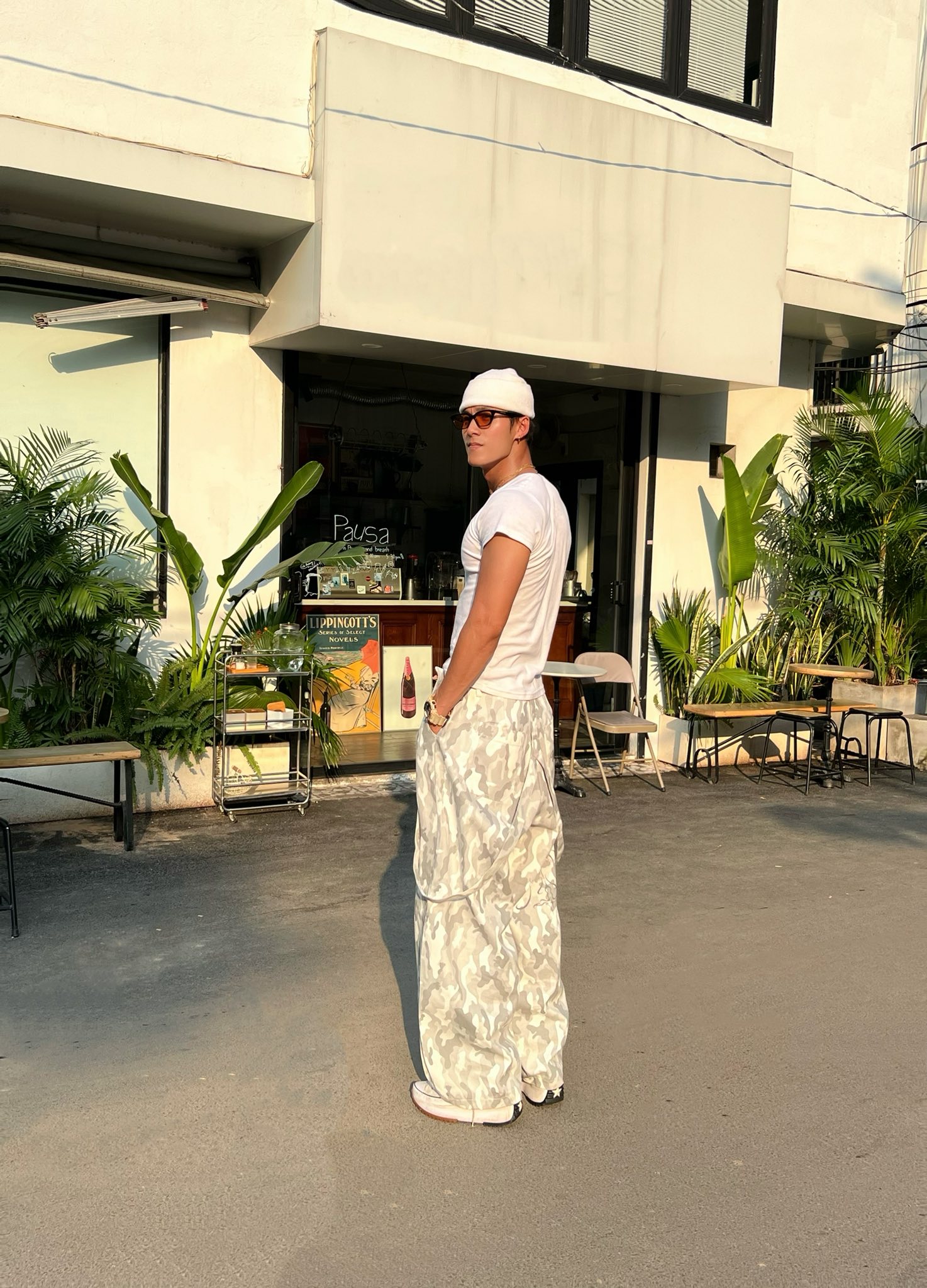 Nam thần thế hệ mới khiến HIEUTHUHAI và loạt mỹ nam không thể toả sáng- Ảnh 13. Nam thần thế hệ mới khiến HIEUTHUHAI và loạt mỹ nam không thể toả sáng- Ảnh 13.