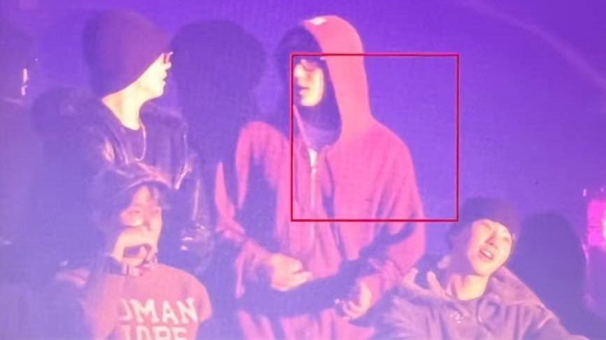 Đại hội showbiz ở concert G-DRAGON: Jung Kook "trốn" bạn gái đi chơi, Lee Min Ho hay idol đang nhập ngũ cũng không thể bỏ lỡ- Ảnh 6.