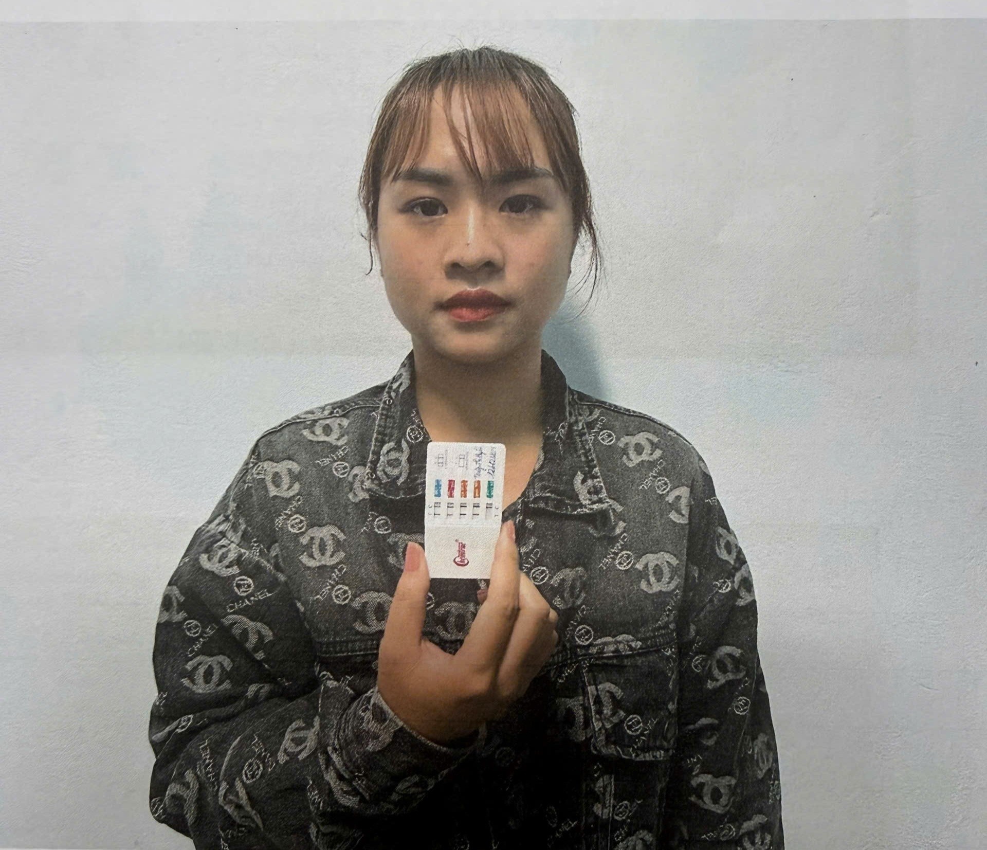 Bắt Trương Thị Huyền sinh năm 2002- Ảnh 1.