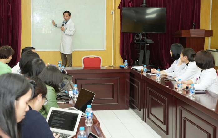 Lý “Hay quên” không còn là chuyện bình thường của người cao tuổi Bác sĩ nói về lý do người cao tuổi dễ bị lừa đảo - Ảnh 1.