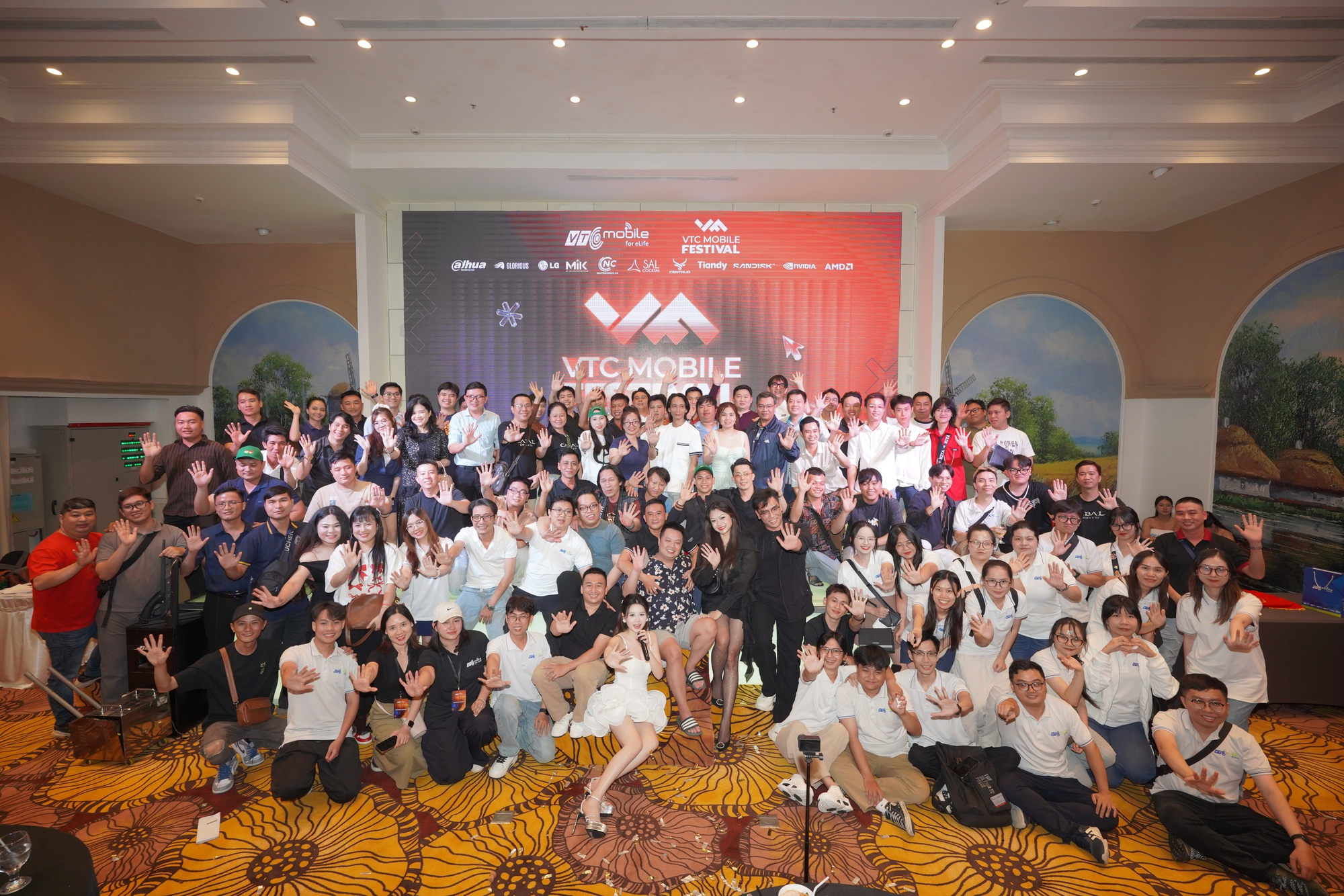 VTC Mobile tổ chức sự kiện tri ân cộng đồng game thủ- Ảnh 1. VTC Mobile tổ chức sự kiện tri ân cộng đồng game thủ- Ảnh 1.