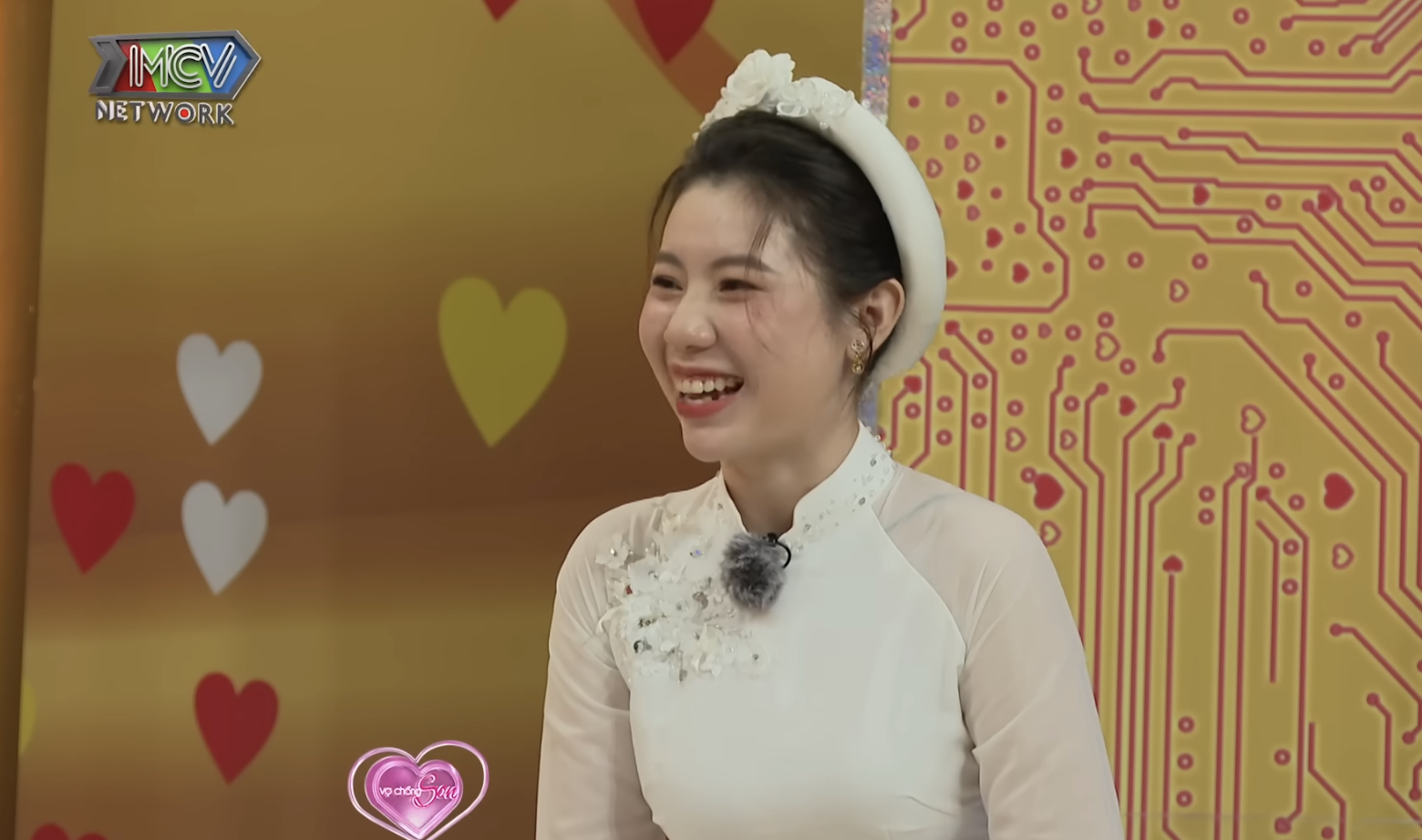 Hôn nhân của nhạc sĩ khiếm thị nổi tiếng nhất Việt Nam và mỹ nhân Vĩnh Long kém 18 tuổi- Ảnh 2. Hôn nhân của nhạc sĩ khiếm thị nổi tiếng nhất Việt Nam và mỹ nhân Vĩnh Long kém 18 tuổi- Ảnh 2.