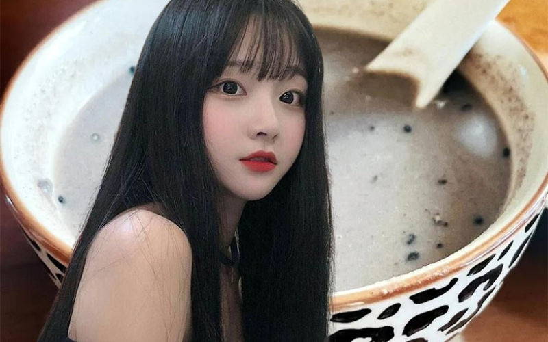 T&oacute;c bạc chưa chắc do tuổi t&aacute;c: Phụ nữ t&oacute;c bạc nhanh dễ thiếu chất n&agrave;y, ăn 4 thực phẩm sau t&oacute;c đen trở lại