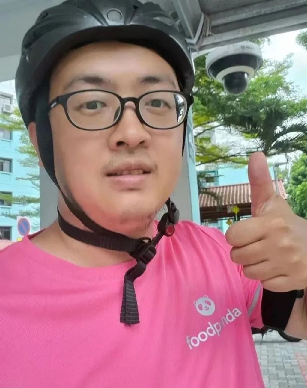 C&oacute; bằng thạc sĩ vẫn quyết chỉ l&agrave;m shipper, người đ&agrave;n &ocirc;ng tiết lộ: Mỗi tuần kiếm 12-13 triệu đồng!- Ảnh 2.