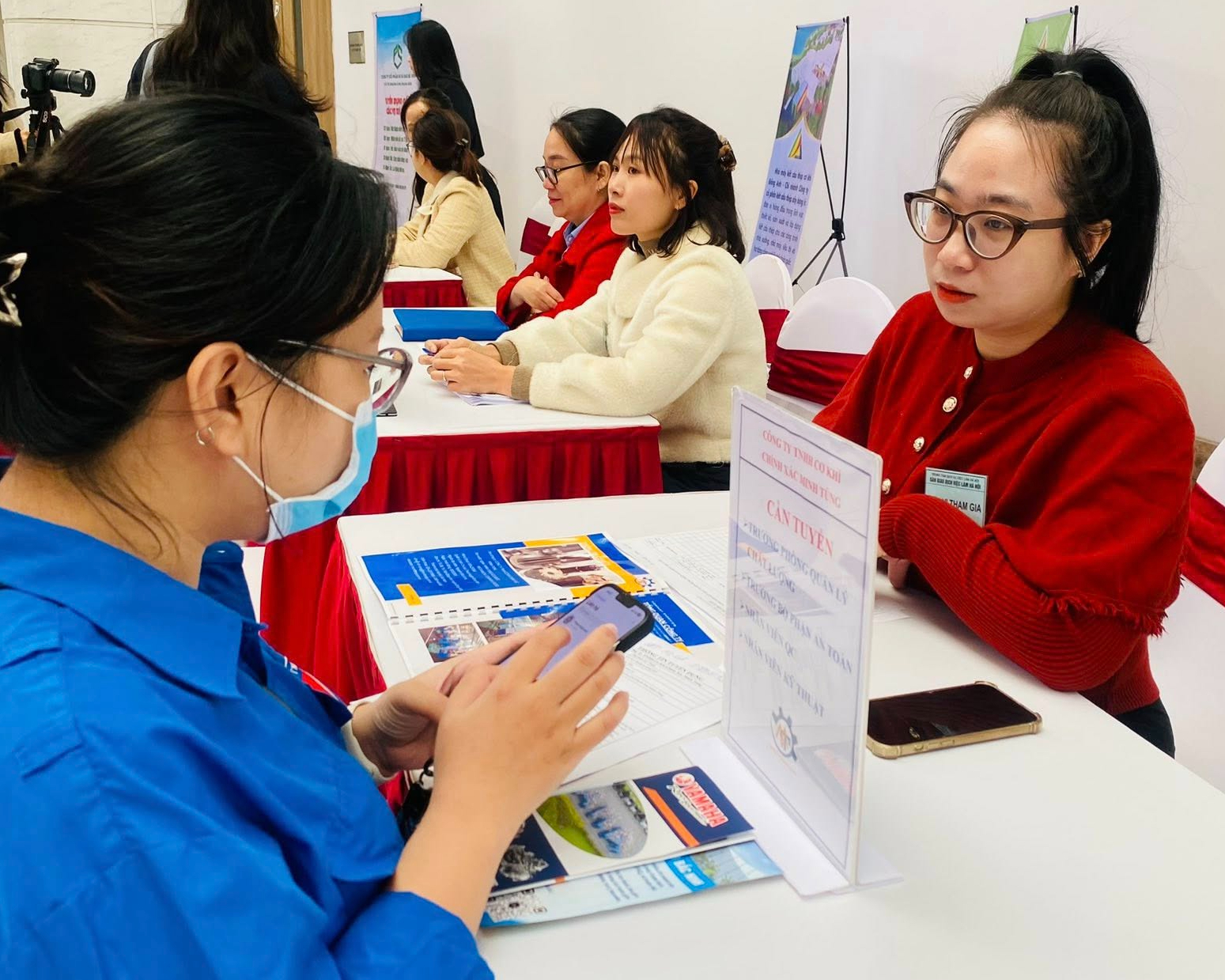 Bảo hiểm thất nghiệp có nhiều thay đổi từ 1-1-2026- Ảnh 1. Bảo hiểm thất nghiệp có nhiều thay đổi từ 1-1-2026- Ảnh 1.