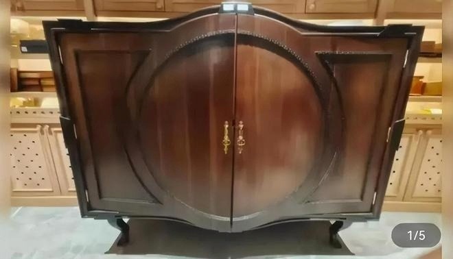 "Mỹ nhân phim giờ vàng" khóc lóc ngày đêm đòi ly hôn bằng được chồng đại gia vừa đi tù- Ảnh 4. "Mỹ nhân phim giờ vàng" khóc lóc ngày đêm đòi ly hôn bằng được chồng đại gia vừa đi tù- Ảnh 4.