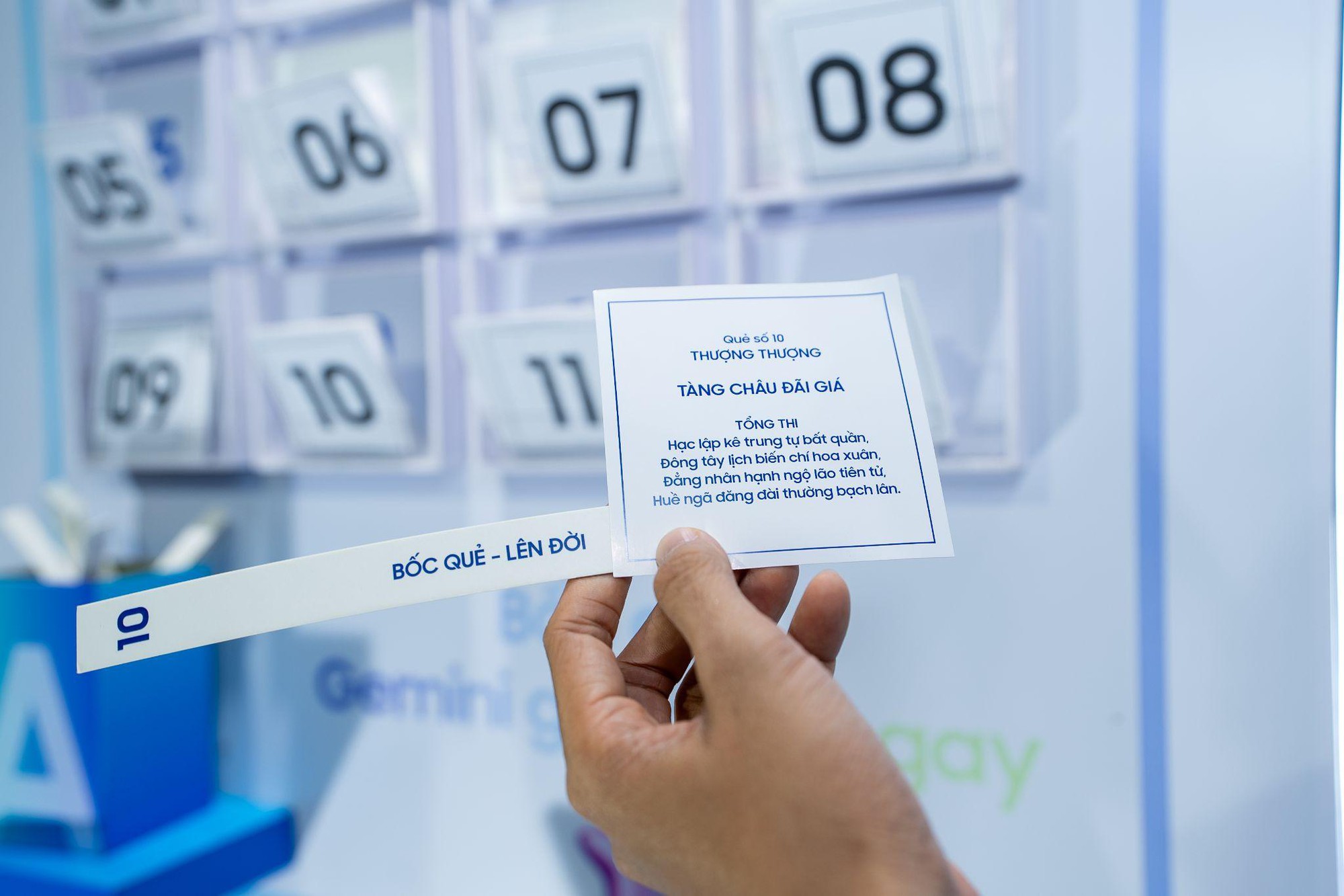 Awesome Immersive Tour mang l&ocirc; t&ocirc;, xin xăm đến phố đi bộ Nguyễn Huệ - thu h&uacute;t loạt TikToker v&agrave; sao đ&igrave;nh đ&aacute;m- Ảnh 5.