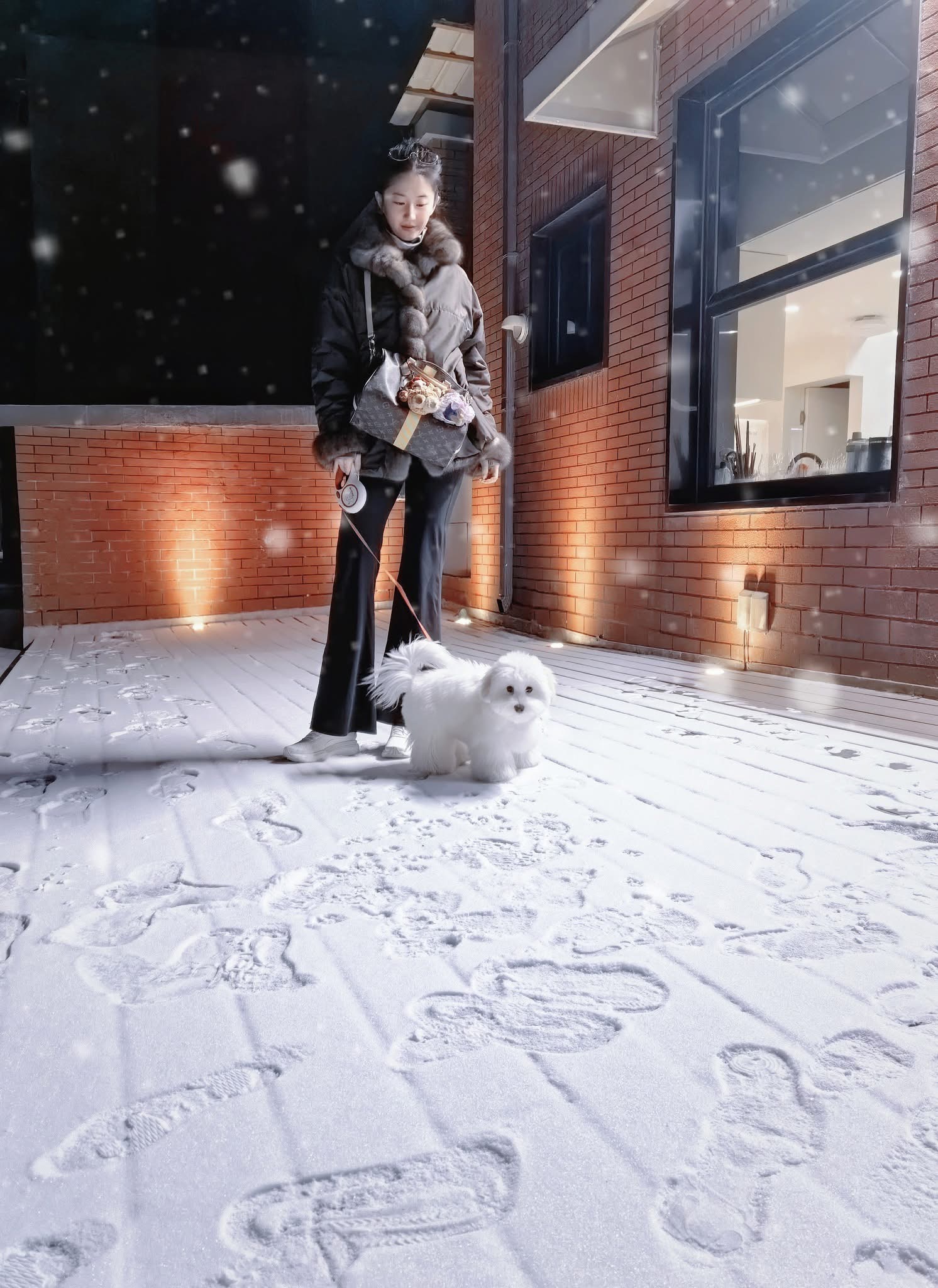 Lưu Diệc Phi dáng chuẩn cỡ nào, nhìn cách diện quần mới nhất là biết!- Ảnh 4.