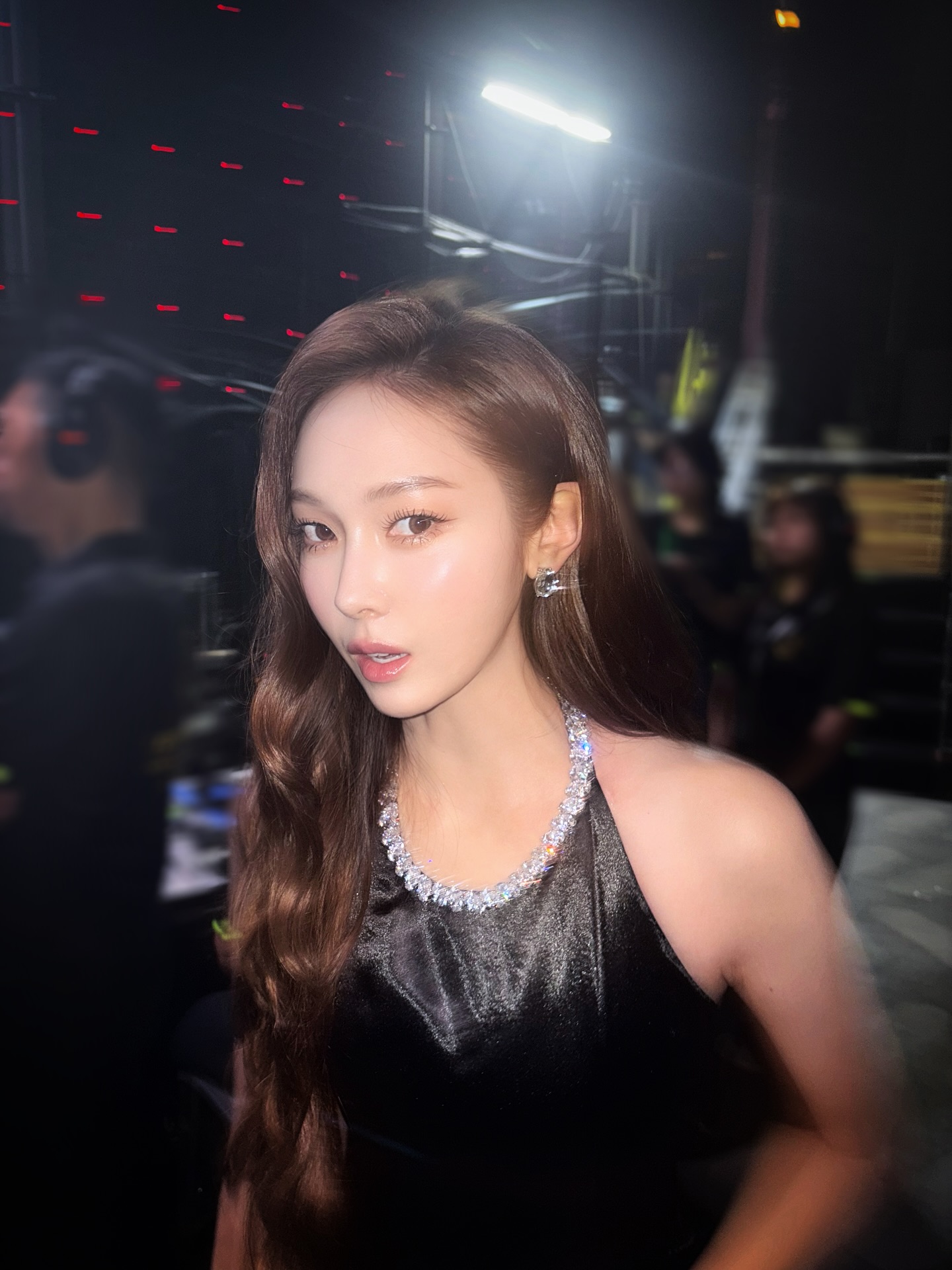 Đến tiểu thư tài phiệt Kpop cũng lười gội đầu, lạ thay tóc lúc nào cũng đẹp- Ảnh 2. Đến tiểu thư tài phiệt Kpop cũng lười gội đầu, lạ thay tóc lúc nào cũng đẹp- Ảnh 2.