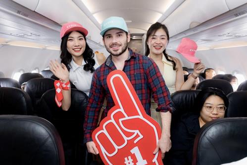 Ngập tràn quà tặng trên những chuyến bay Vietjet mùa lễ hội Giáng sinh 2025- Ảnh 12. Ngập tràn quà tặng trên những chuyến bay Vietjet mùa lễ hội Giáng sinh 2025- Ảnh 12.