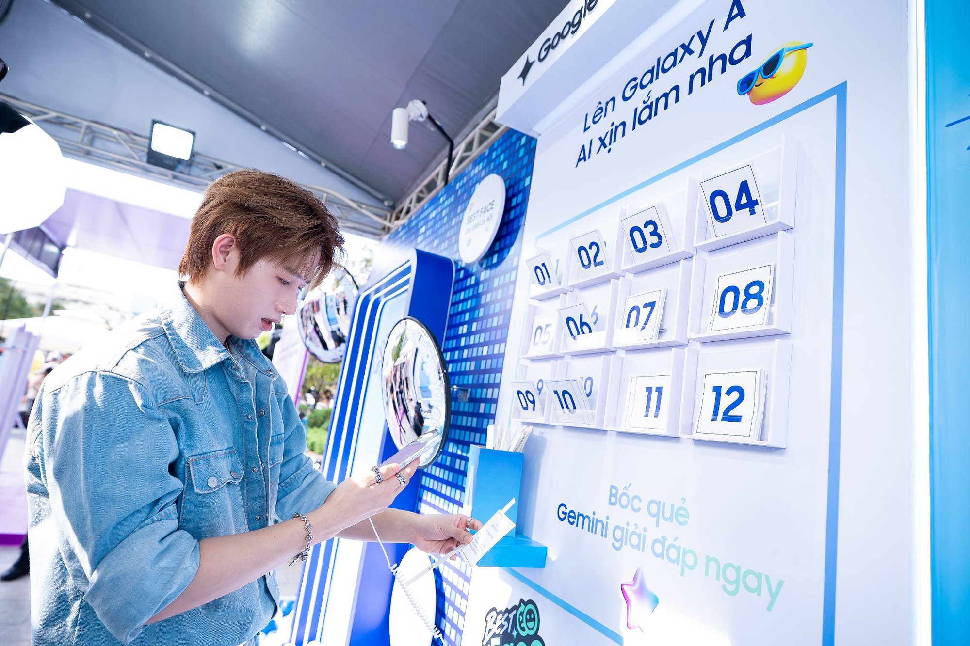 Awesome Immersive Tour mang l&ocirc; t&ocirc;, xin xăm đến phố đi bộ Nguyễn Huệ - thu h&uacute;t loạt TikToker v&agrave; sao đ&igrave;nh đ&aacute;m- Ảnh 4.