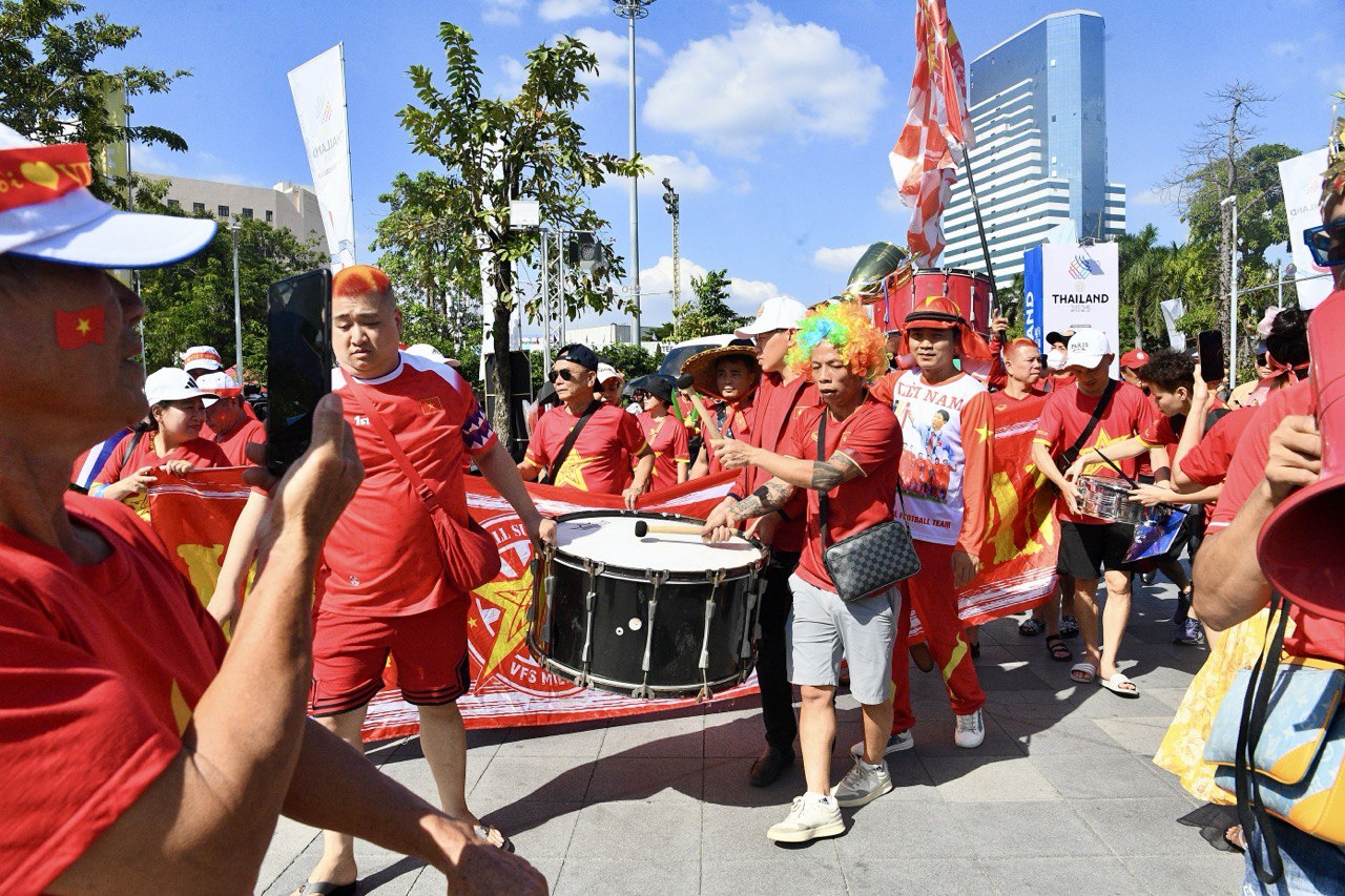 Diễn biến U22 Việt Nam vs Philippines bán kết SEA Games 33: Thế trận căng thẳng- Ảnh 18. Diễn biến U22 Việt Nam vs Philippines bán kết SEA Games 33: Thế trận căng thẳng- Ảnh 18.
