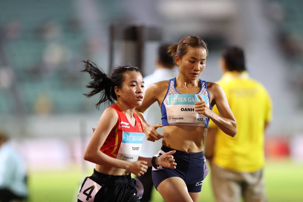 Nguyễn Thị Oanh xô đổ kỷ lục của Nguyễn Thị Huyền trở thành huyền thoại điền kinh Việt Nam giành nhiều HCV nhất SEA Games- Ảnh 3. Nguyễn Thị Oanh xô đổ kỷ lục của Nguyễn Thị Huyền trở thành huyền thoại điền kinh Việt Nam giành nhiều HCV nhất SEA Games- Ảnh 3.