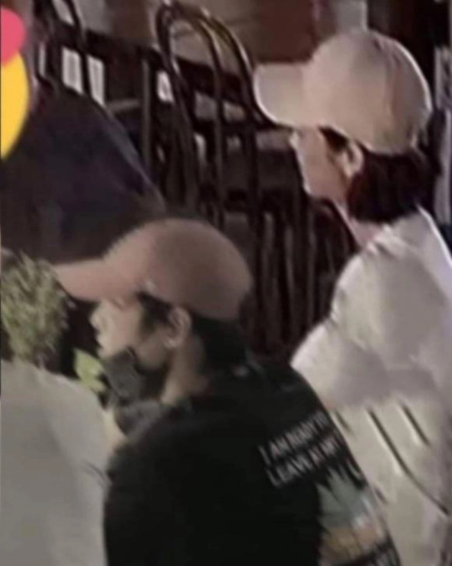 Nữ sinh bỏ trường y để vào showbiz, có ngay tin hẹn hò nam thần đẹp nhất nước- Ảnh 4. Nữ sinh bỏ trường y để vào showbiz, có ngay tin hẹn hò nam thần đẹp nhất nước- Ảnh 4.