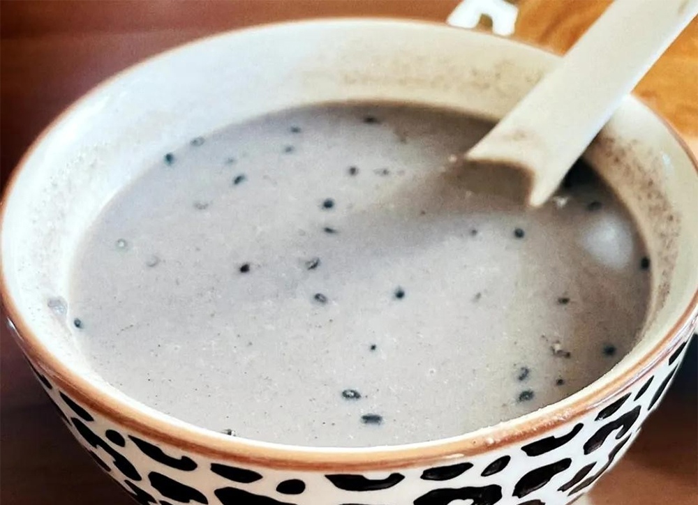 T&oacute;c bạc chưa chắc do tuổi t&aacute;c: Phụ nữ t&oacute;c bạc nhanh dễ thiếu chất n&agrave;y, ăn 4 thực phẩm sau t&oacute;c đen trở lại- Ảnh 2.