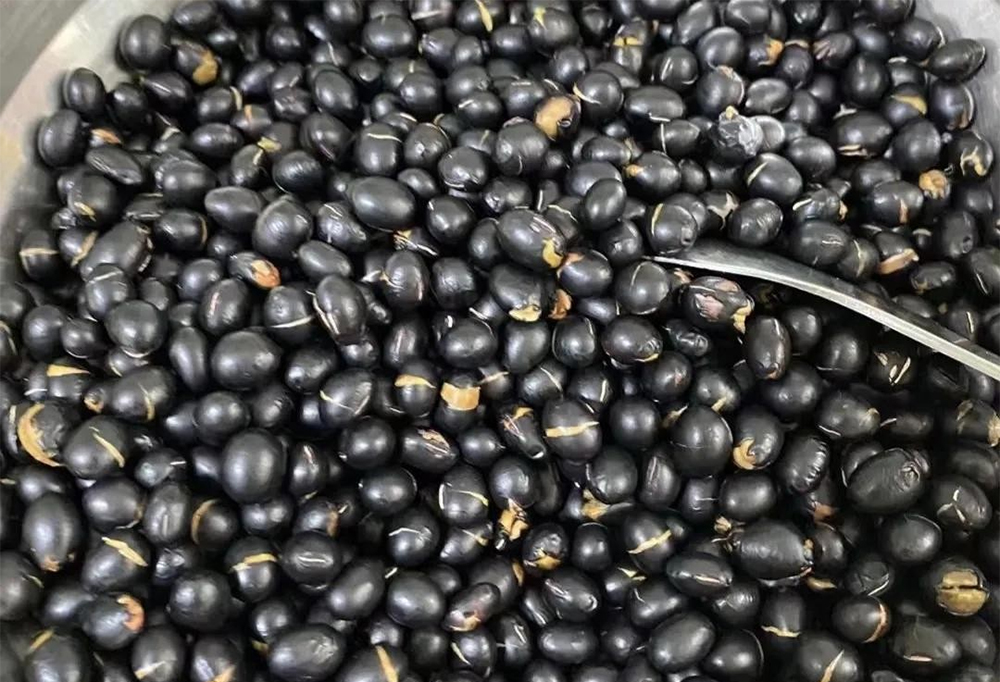 T&oacute;c bạc chưa chắc do tuổi t&aacute;c: Phụ nữ t&oacute;c bạc nhanh dễ thiếu chất n&agrave;y, ăn 4 thực phẩm sau t&oacute;c đen trở lại- Ảnh 3.