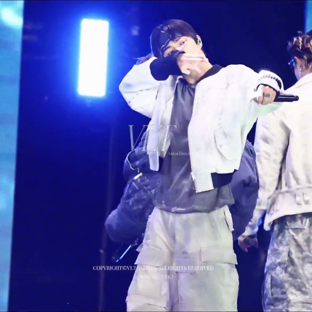 Tân binh hot nhất hiện nay “cướp hit” BTS- Ảnh 1. Tân binh hot nhất hiện nay “cướp hit” BTS- Ảnh 1.