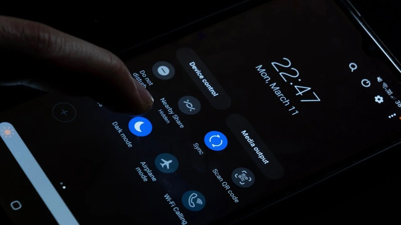 Đừng tin những mẹo tiết kiệm pin tr&ecirc;n điện thoại Android nữa: "T&ocirc;i thử hết rồi, chẳng c&aacute;i n&agrave;o c&oacute; t&aacute;c dụng"- Ảnh 3.
