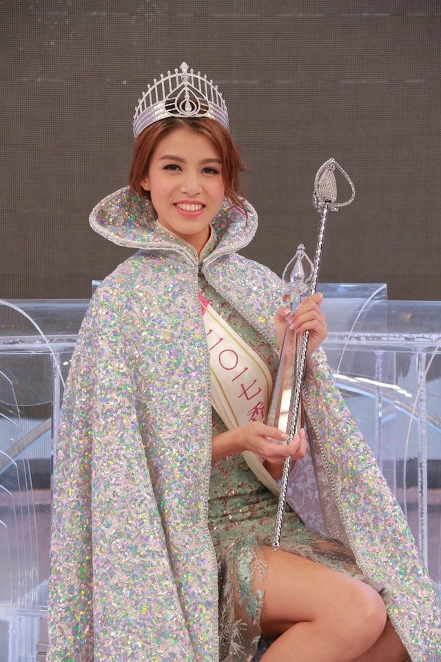 Hoa hậu xấu nhất lịch sử showbiz lột x&aacute;c g&acirc;y cho&aacute;ng: Body &ldquo;bỏng mắt&rdquo; đến từng centimet ở tuổi 31, tiền ti&ecirc;u kh&ocirc;ng phải nghĩ- Ảnh 1.