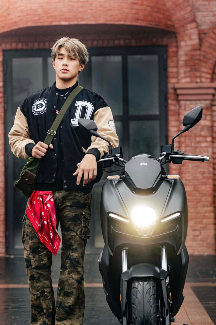 Ngoại h&igrave;nh điển trai như nam thần H&agrave;n Quốc của VĐV v&otilde; thuật g&acirc;y sốt SEA Games- Ảnh 11.