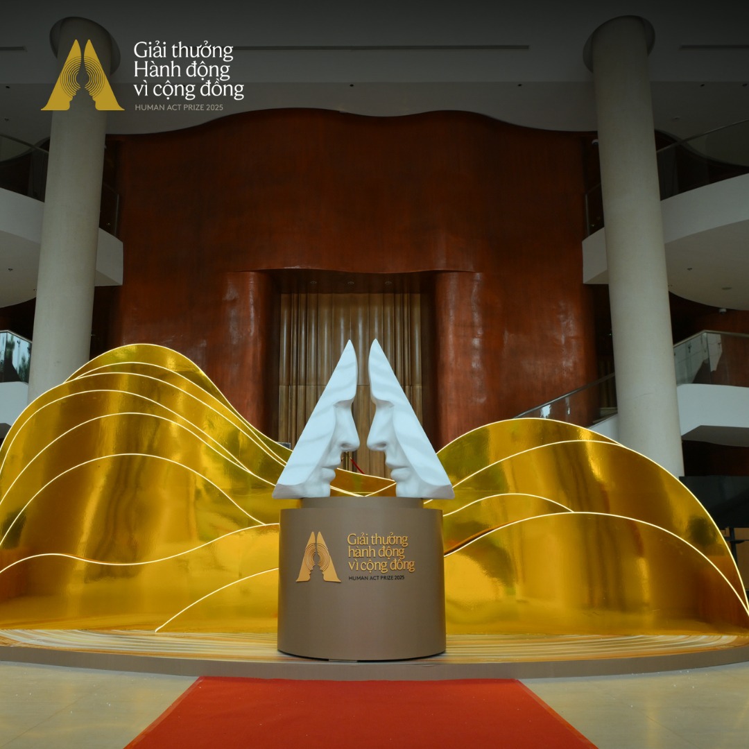 Gala trao giải Human Act Prize 2025: Vinh danh những dự án xuất sắc, nỗ lực vì mục tiêu kiên trì phụng sự- Ảnh 7. Gala trao giải Human Act Prize 2025: Vinh danh những dự án xuất sắc, nỗ lực vì mục tiêu kiên trì phụng sự- Ảnh 7.