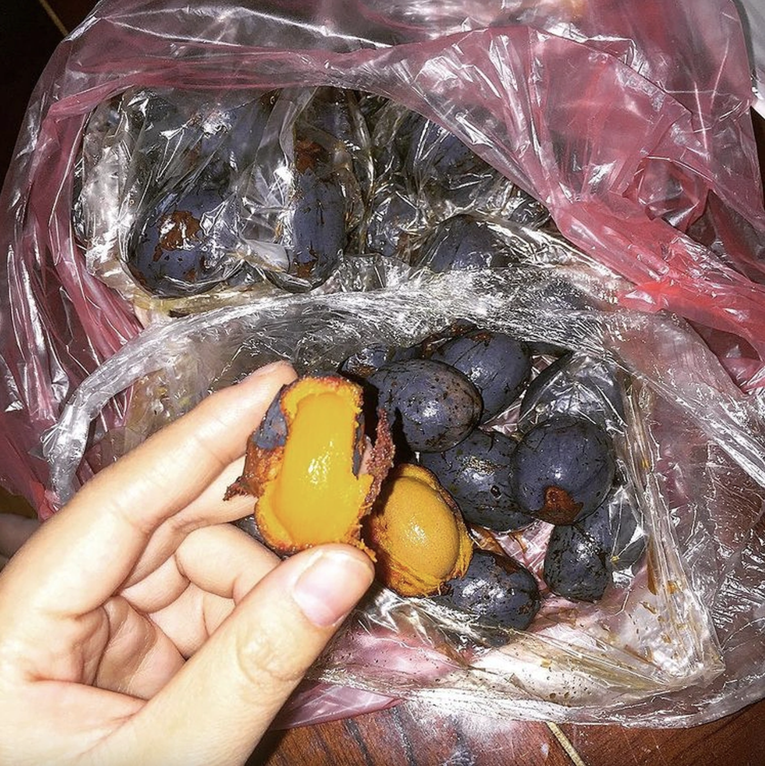 Trend kì cục: Tranh nhau mua nhưng ăn xong ai cũng Trend kì cục: Tranh nhau mua nhưng ăn xong ai cũng