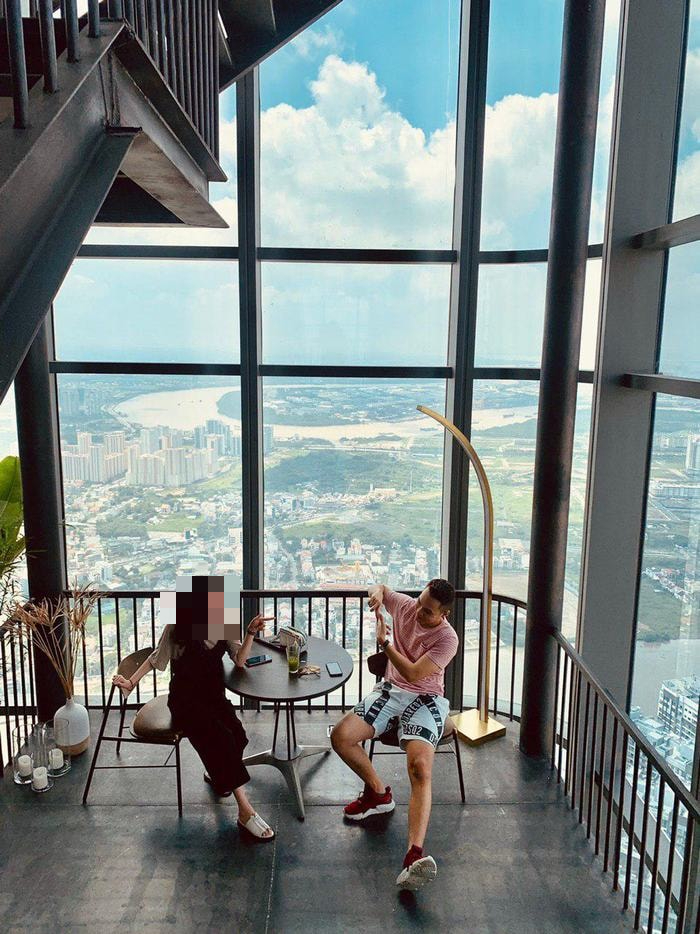 "Ông trùm" Huỳnh Đức Vân cầm đầu đường dây lừa đảo 2.000 tỷ đồng: Sở hữu xe sang, biệt thự ở tuổi 33- Ảnh 5. "Ông trùm" Huỳnh Đức Vân cầm đầu đường dây lừa đảo 2.000 tỷ đồng: Sở hữu xe sang, biệt thự ở tuổi 33- Ảnh 5.