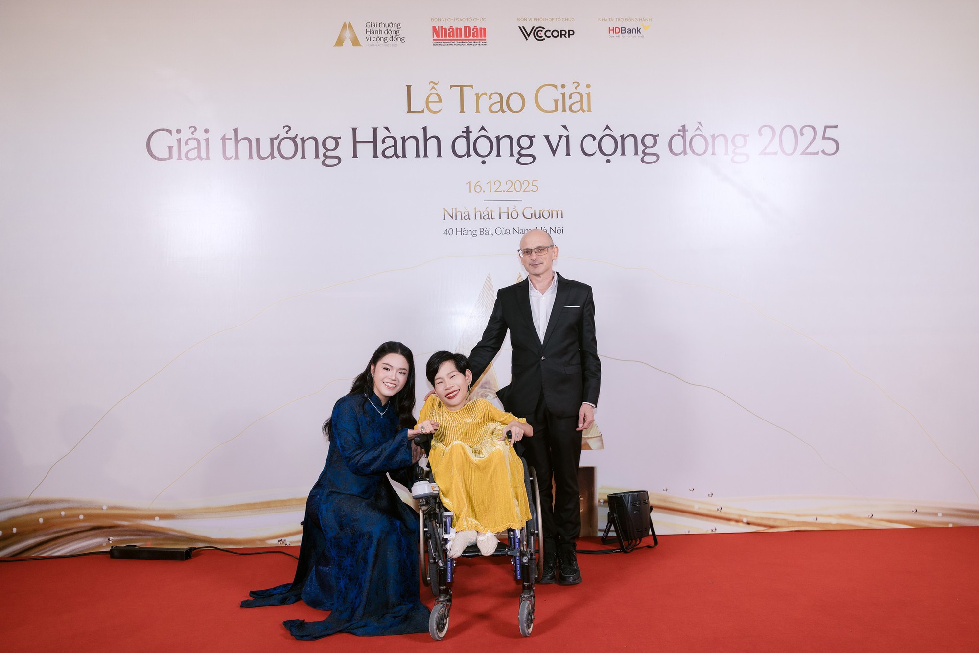 5 dự án được vinh danh tại hạng mục cao quý Giải thưởng năm - Giải thưởng Hành động vì cộng đồng 2025- Ảnh 14. 5 dự án được vinh danh tại hạng mục cao quý Giải thưởng năm - Giải thưởng Hành động vì cộng đồng 2025- Ảnh 14.