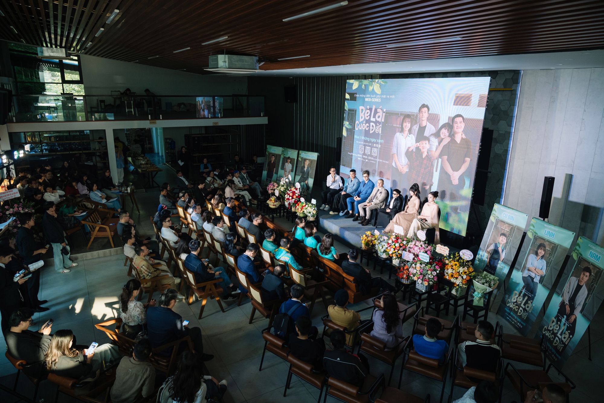 Lại có 1 phim Việt siêu hay làm netizen xem như chạy deadline, nội dung nghe đã thấy cuốn- Ảnh 3. Lại có 1 phim Việt siêu hay làm netizen xem như chạy deadline, nội dung nghe đã thấy cuốn- Ảnh 3.